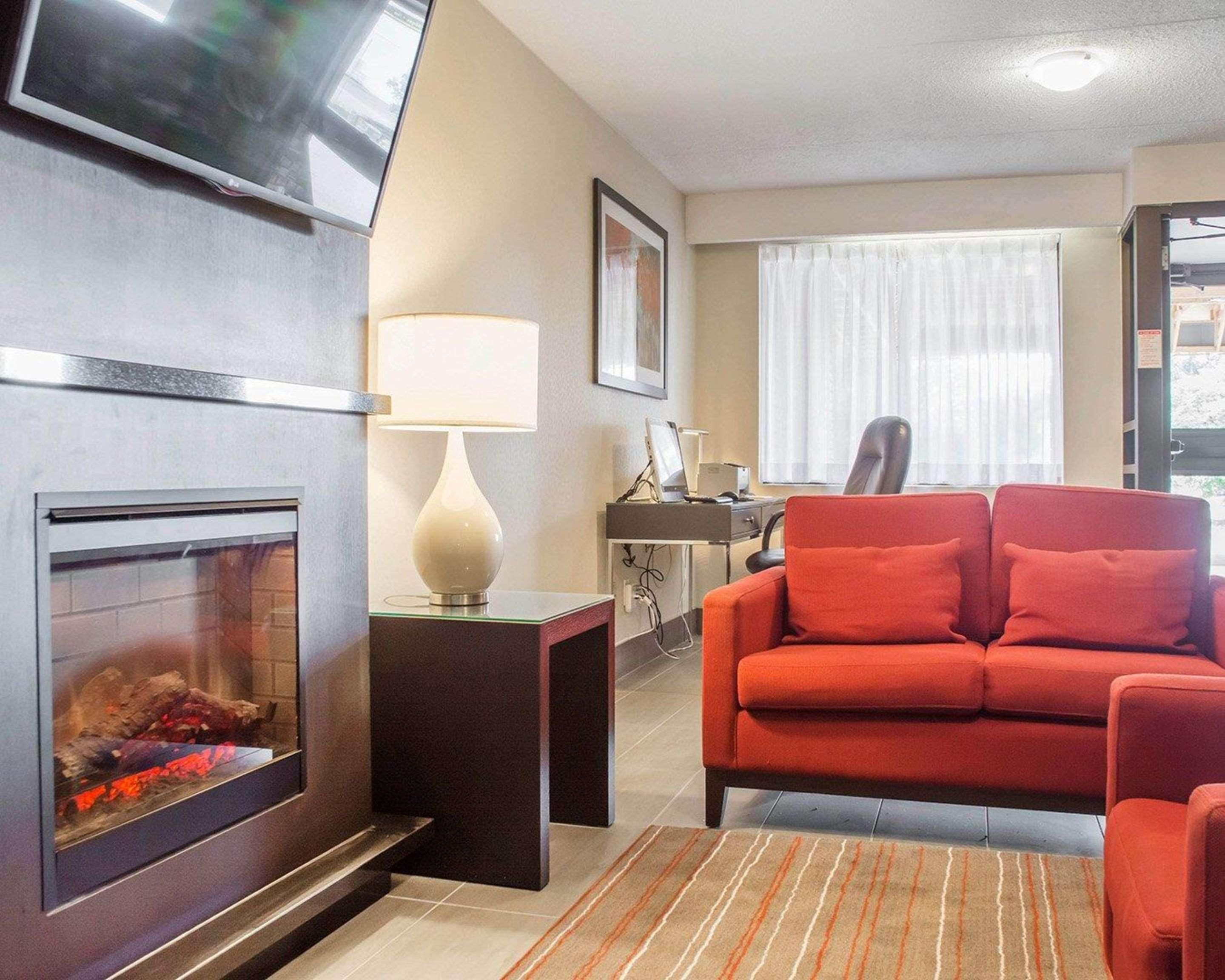 Comfort Inn Brantford Exteriér fotografie