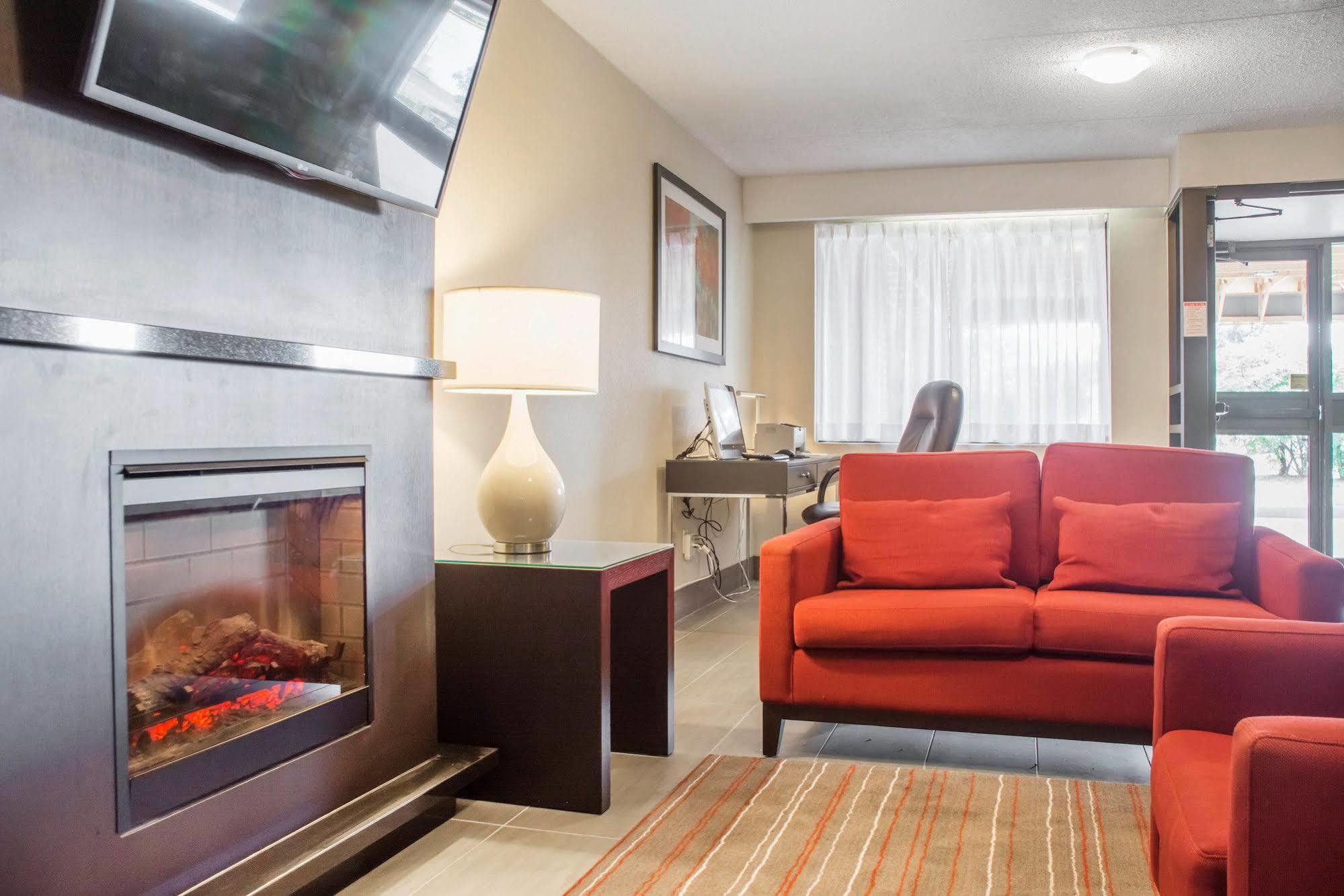 Comfort Inn Brantford Exteriér fotografie
